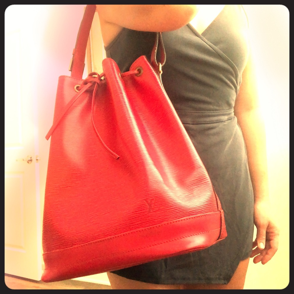 🎁🎁🎁✨LOUIS VUITTON EPI NOE✨🎁🎁🎁
